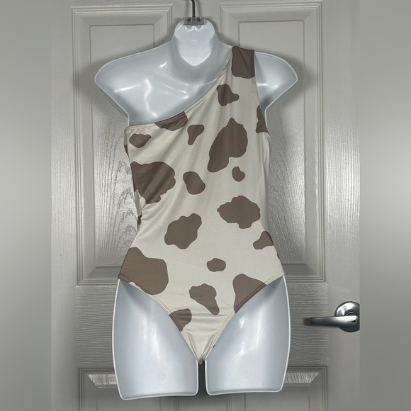 Saints & Hearts Asymmetrical Brown and Cream‎ Bodysuit with Cow Print Small NWT - Picture 4 of 7